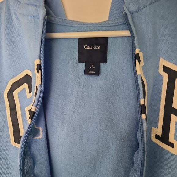 Gap  Boys 👦  Hoodie sweater - Picture 9 of 9
